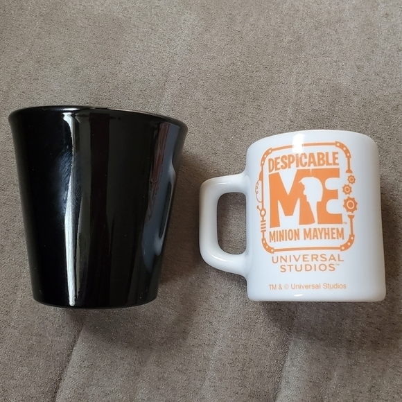 Universal Orlando Collectible Shot Glasses, Minions Mayhem and Universal Studios - Picture 2 of 2